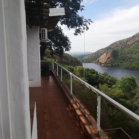 letamong lodge Hartbeespoort Habitación foto