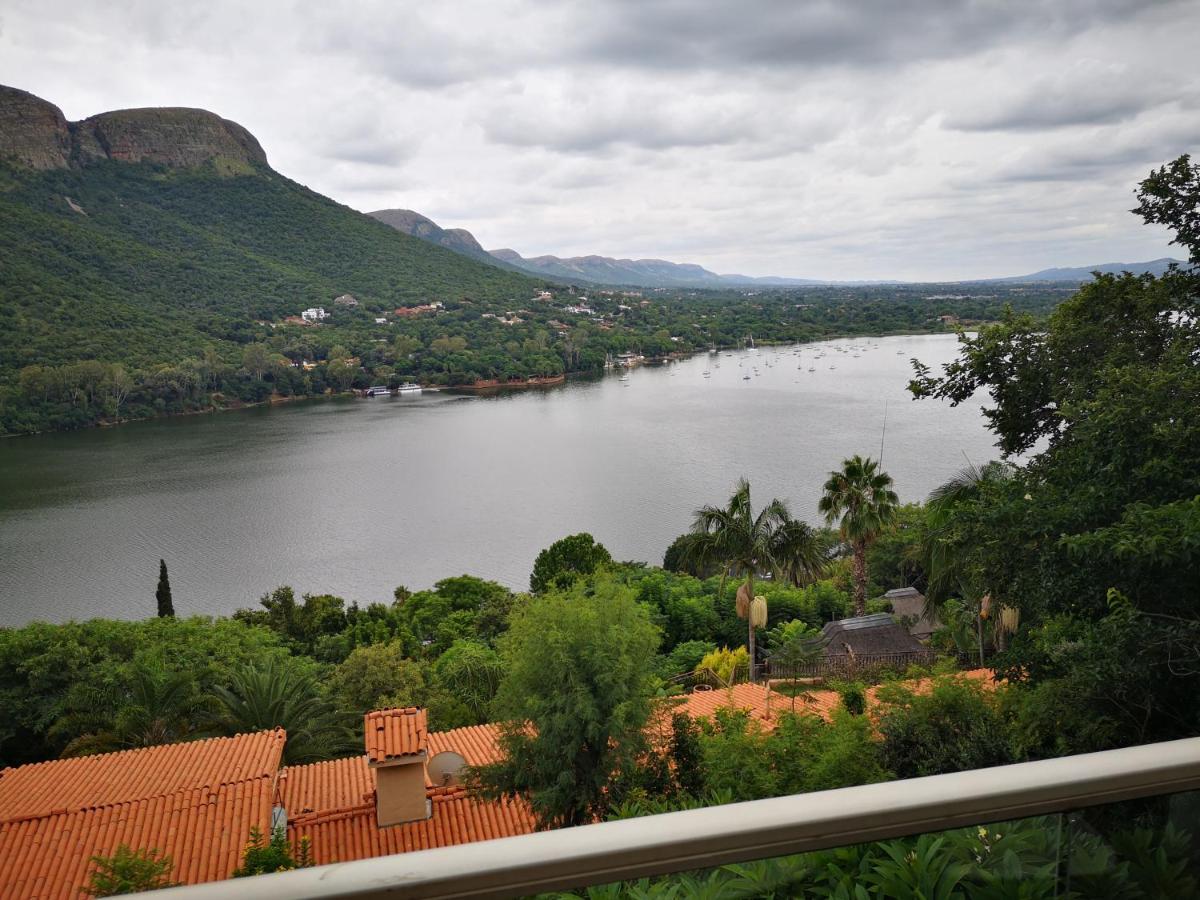 letamong lodge Hartbeespoort Exterior foto