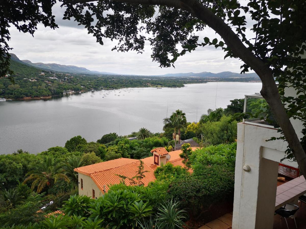 letamong lodge Hartbeespoort Exterior foto